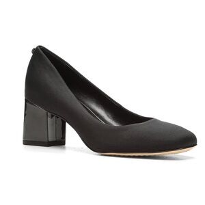 Donald J. Pliner Black Heeled Pumps